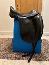 17" Equipe Emporio Black Monoflap Dressage Saddle