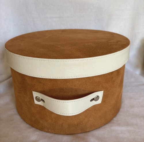Vintage style brown suede - style,