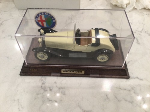 Vintage togi alfa romeo - alfa,