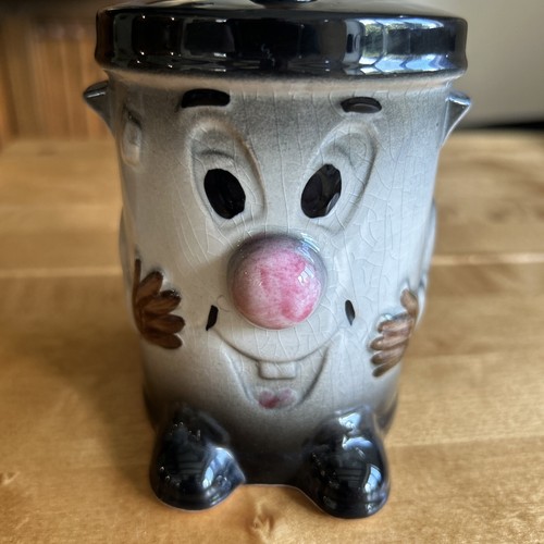 Dusty bin quiz show - bin, 1