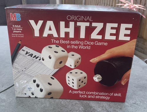 Yahtzee 1982 board - 1982, game