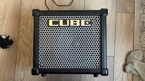 Roland cube 10gx guitar - roland,