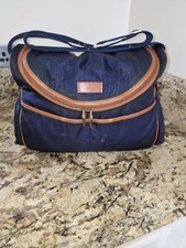 Lovely navy gucci baby bag perfect size in good condition 