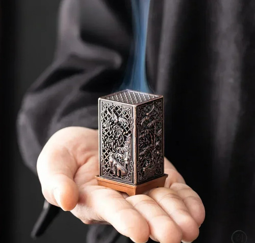Square vertical incense - square, burner