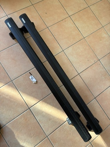 Black thule evo wing - black,