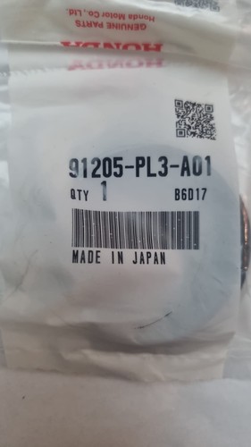 Genuine honda oil seal - honda,