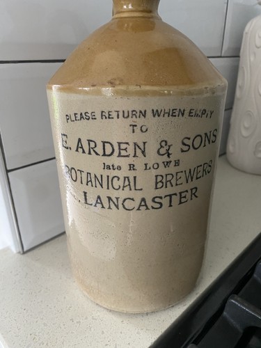 Lancaster antique stoneware - antique,