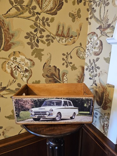 Wooden crate vintage - wooden,