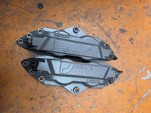 Alcon piston race calipers - 4,