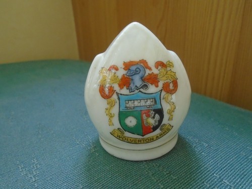 Wolverton arms railway crest - wolverton,
