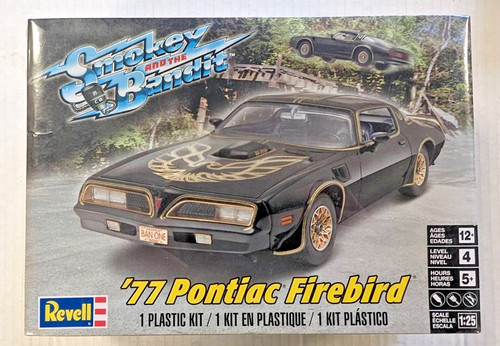 Revell 1977 pontiac - 1/25,