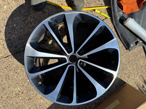 Genuine bentley bentayga - genuine, 21"