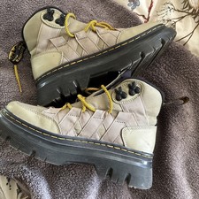 Dr Martens Boury Extra Tough