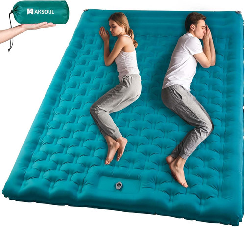 Self inflating sleeping - self,