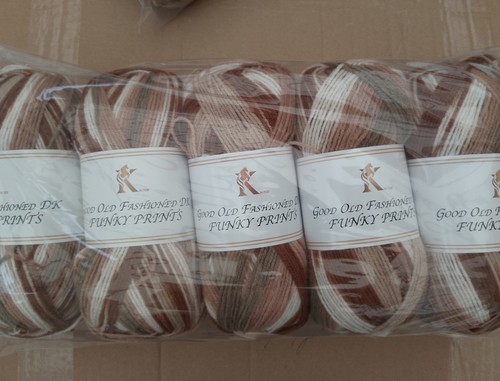 500g knitco funky prints brown - 500g,
