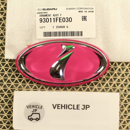 Front emblem badge - front, 93011fe030