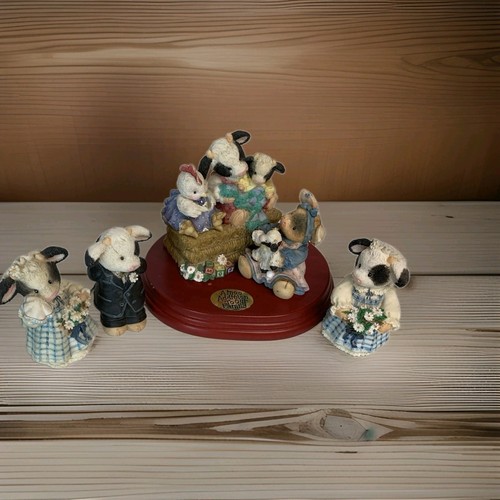 Cow figurines mary moo - figurines, mary's