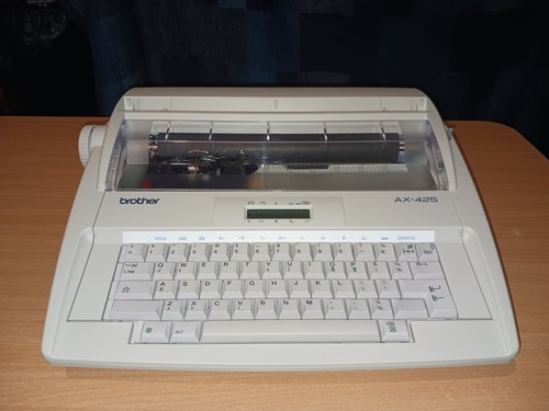 Brother 425 typerwriter - brother,