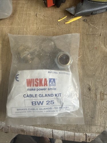 Swa gland wiska - bw,