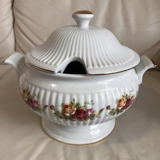 Royal Albert Old Country Roses