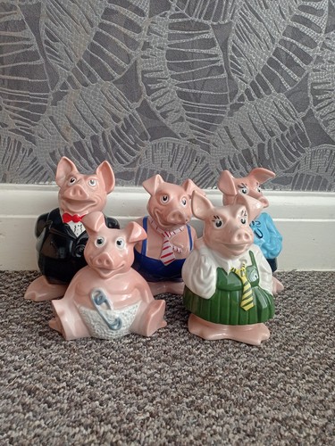 Complete set vintage - of,