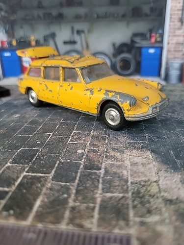 Corgi citroen safari - corgi, safari.