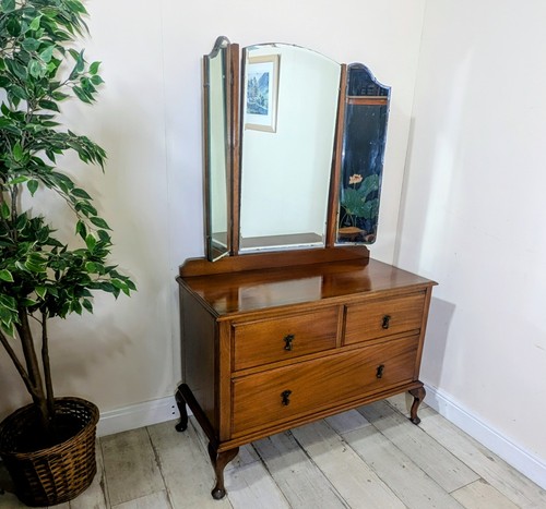 Antique dressing tabletriple - dressing,
