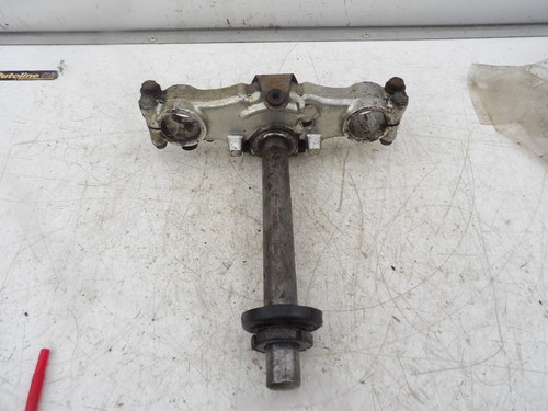 Suzuki 370 bottom yoke - sp,