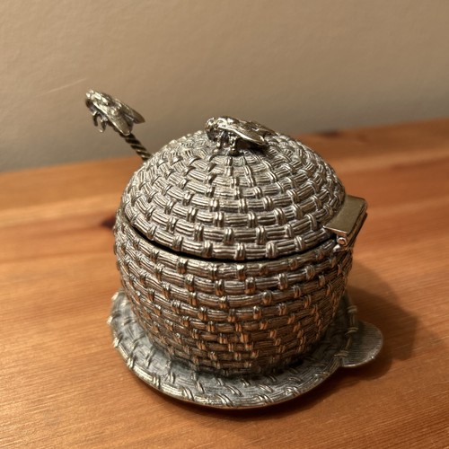 Vintage silver plated - silver, beehive