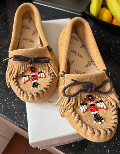 Size womens minnetonka - size, 3