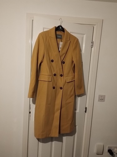 Bnwt camel double breasted - camel,