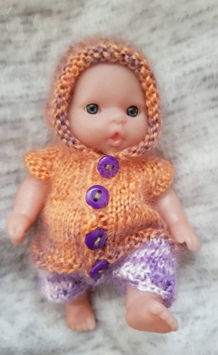 Hooded romper hand - 🦋, knitted