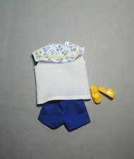 Vintage Sindy doll top &