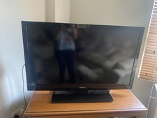LCD Colour Tv, Toshiba. Picture Good. Distortion In Sound When On Very Loud