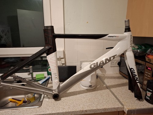 Giant trinity frame only - a1,