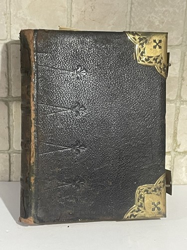 Antique cassell family - antique,