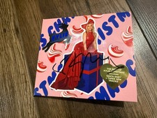 Kylie Minogue PERSONALLY