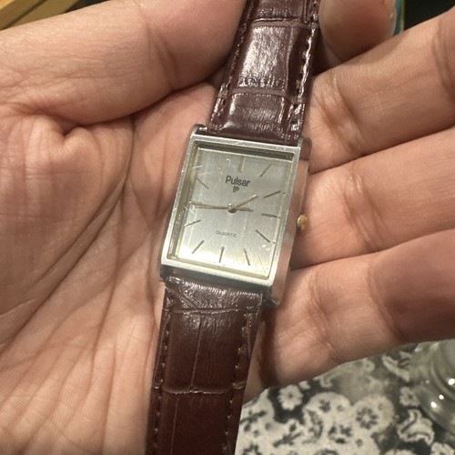 Working vintage 28mm pulsar - working,