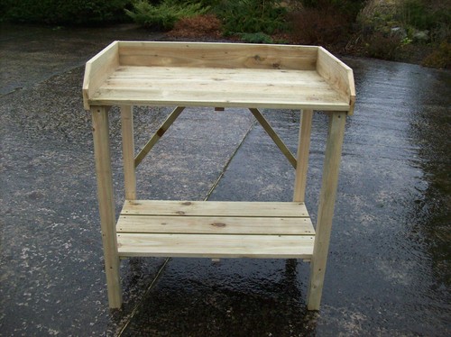 Potting table handcrafted - ,