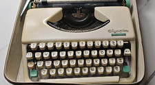 Vintage 1960s Olympia Splendid