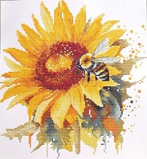 Sunflower & Bee - 14 Count