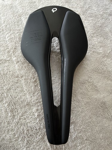 Prologo nago pas 137mm wide - r4,