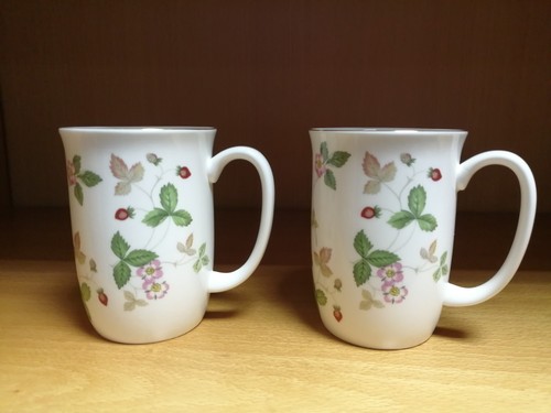 Wedgwood wild strawberry - wedgwood, mug