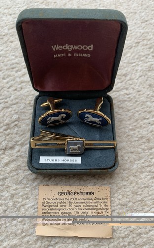 Wedgewood cufflinks pair - cufflinks,