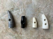 Horn look / Toggle Buttons Sold per 6 pack      T27-30