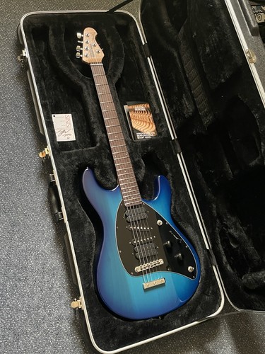 Ernie ball music man usa - man,