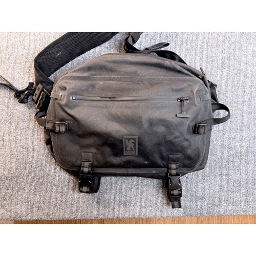 Chrome industries messenger - chrome,