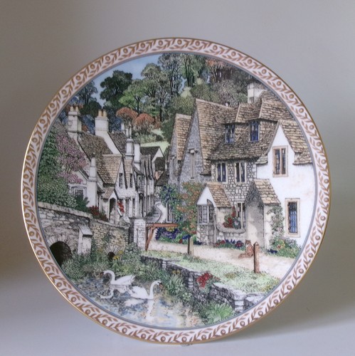 Royal worcester sue - worcester, scullard