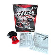 Hasbro Yahtzee Classic Fun
