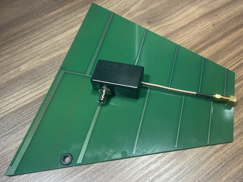 Passive log periodic radio - passive,